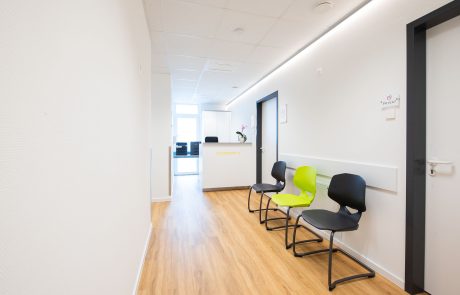 Zentrum für Kardiologie - Impressionen Wartebereich und Stützpunkt 3